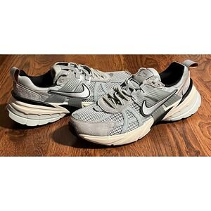 Nike V2K Run Mens 10.5